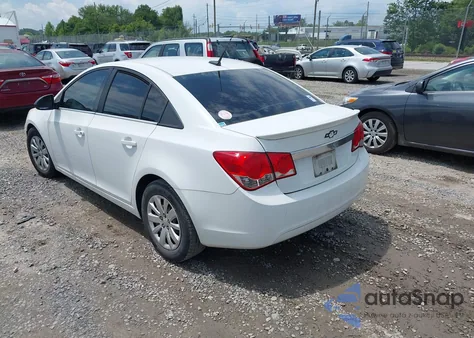 2011 Chevrolet Cruze Ls z USA, uszkodzony, nr VIN 1G1PC5SH5B7255008